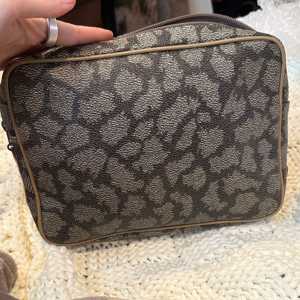 YSL Monogram Coated Canvas Pouch – Authentic – EUC - Picture 3 of 4